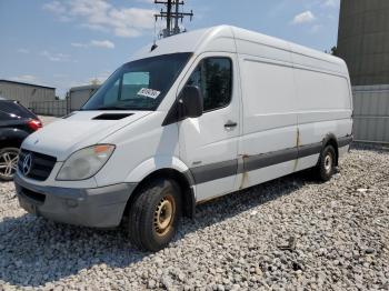  Salvage Mercedes-Benz Sprinter