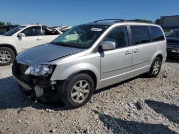  Salvage Chrysler Minivan