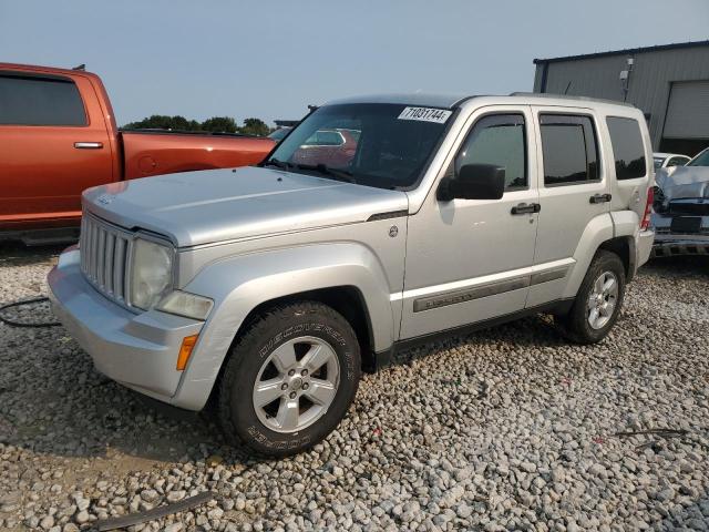  Salvage Jeep Liberty