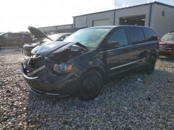  Salvage Chrysler Minivan