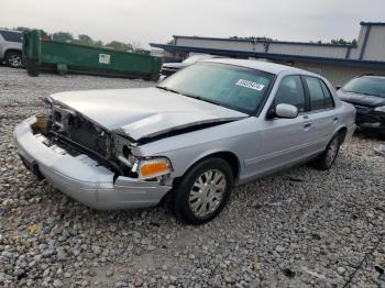  Salvage Ford Crown Vic