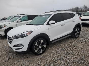  Salvage Hyundai TUCSON