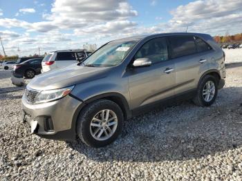  Salvage Kia Sorento