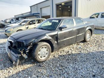  Salvage Chrysler 300