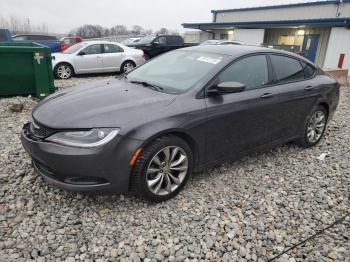  Salvage Chrysler 200