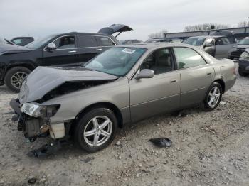  Salvage Lexus Es