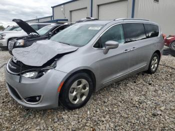  Salvage Chrysler Pacifica