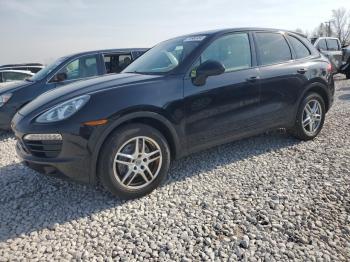  Salvage Porsche Cayenne