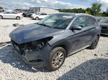  Salvage Hyundai TUCSON