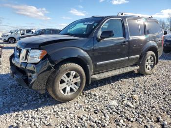  Salvage Nissan Pathfinder