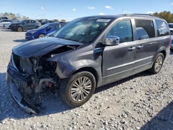  Salvage Chrysler Minivan