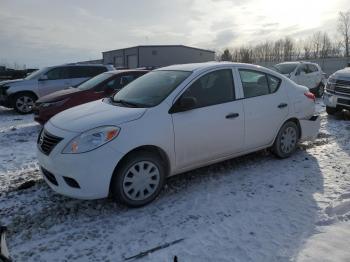  Salvage Nissan Versa