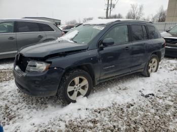  Salvage Jeep Compass