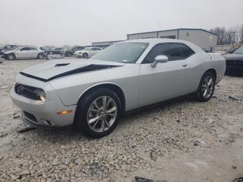  Salvage Dodge Challenger