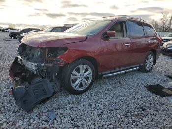  Salvage Nissan Pathfinder