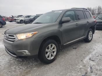  Salvage Toyota Highlander