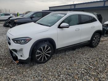  Salvage Mercedes-Benz GLA