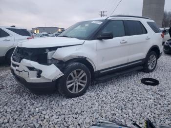  Salvage Ford Explorer