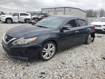  Salvage Nissan Altima