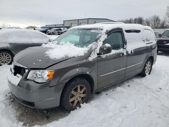  Salvage Chrysler Minivan