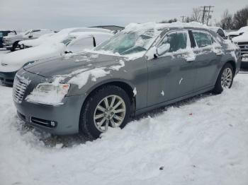  Salvage Chrysler 300