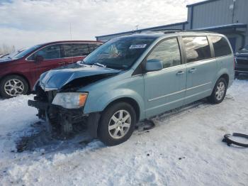  Salvage Chrysler Minivan