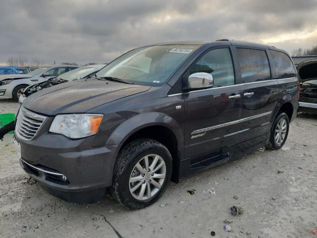  Salvage Chrysler Minivan