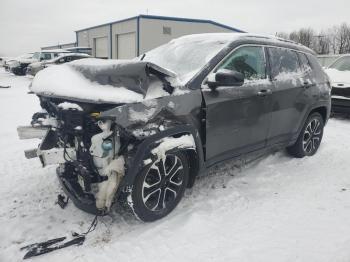  Salvage Jeep Compass