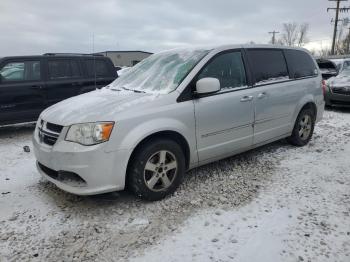  Salvage Dodge Caravan