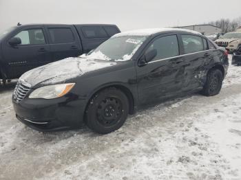  Salvage Chrysler 200