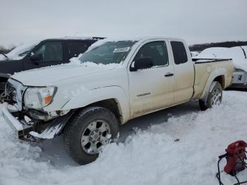  Salvage Toyota Tacoma