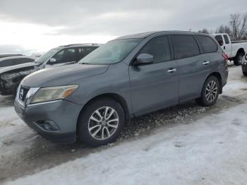  Salvage Nissan Pathfinder