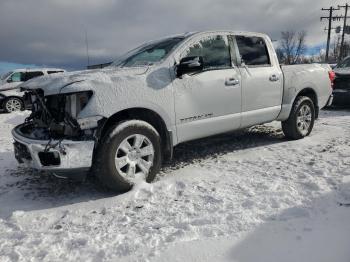  Salvage Nissan Titan