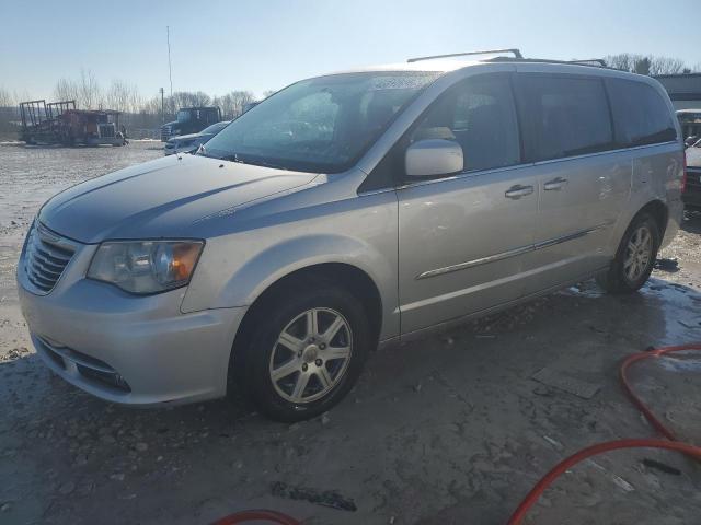  Salvage Chrysler Minivan