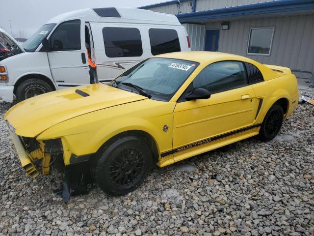  Salvage Ford Mustang