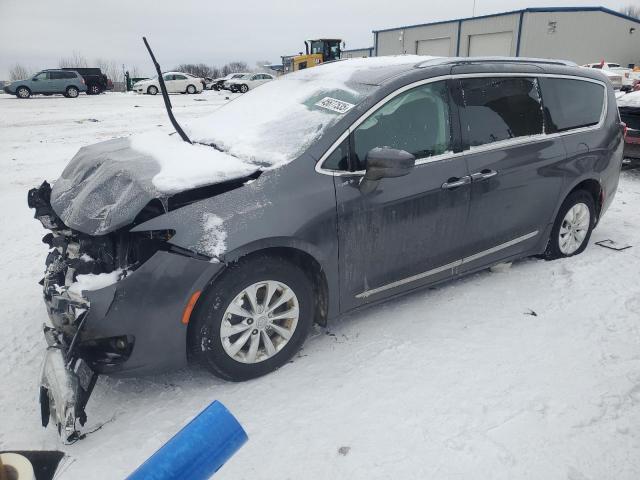  Salvage Chrysler Pacifica