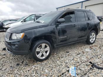  Salvage Jeep Compass
