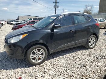  Salvage Hyundai TUCSON