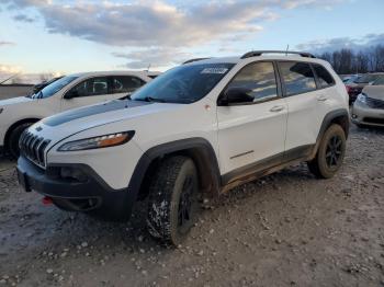  Salvage Jeep Cherokee