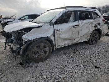  Salvage Toyota Highlander