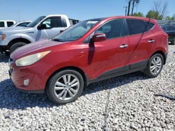  Salvage Hyundai TUCSON