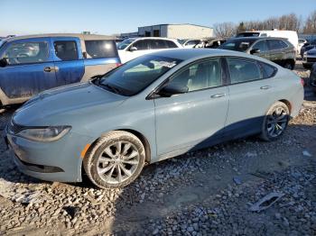  Salvage Chrysler 200