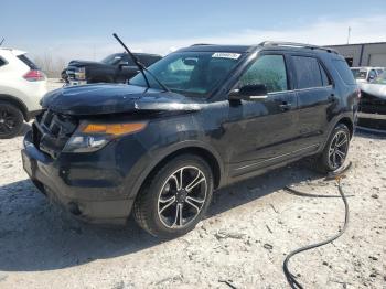  Salvage Ford Explorer