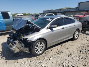  Salvage Chrysler 200