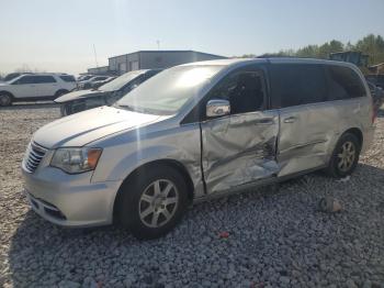 Salvage Chrysler Minivan