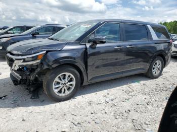  Salvage Kia Carnival