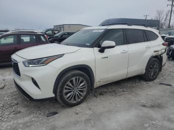  Salvage Toyota Highlander