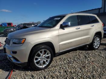  Salvage Jeep Grand Cherokee