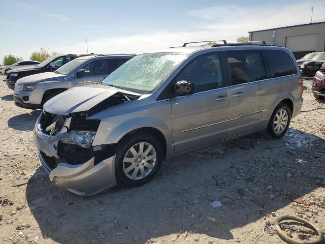  Salvage Chrysler Minivan