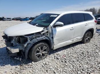  Salvage Toyota Highlander